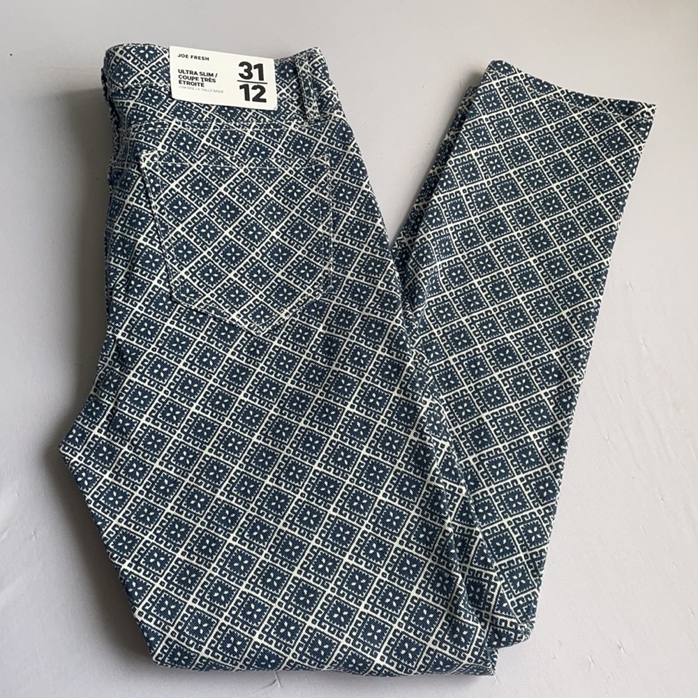 Blue Diamond Patterned Skinny Jeans Size 12